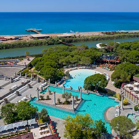 Hotel Xanadu