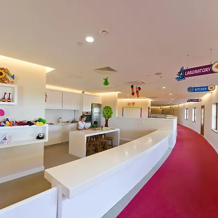 Xanadu Hotel